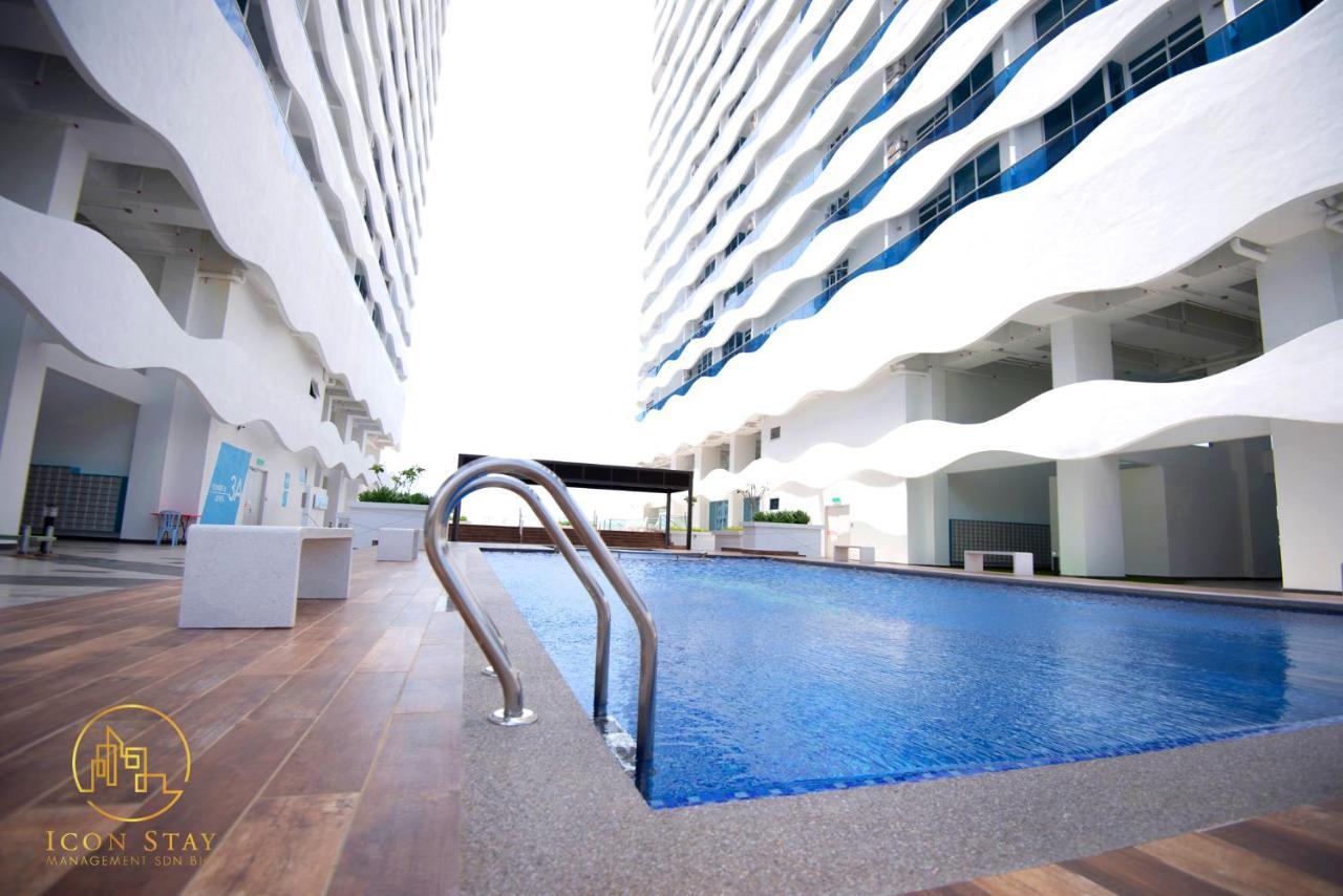 The Wave Residence Melaka Exteriör bild