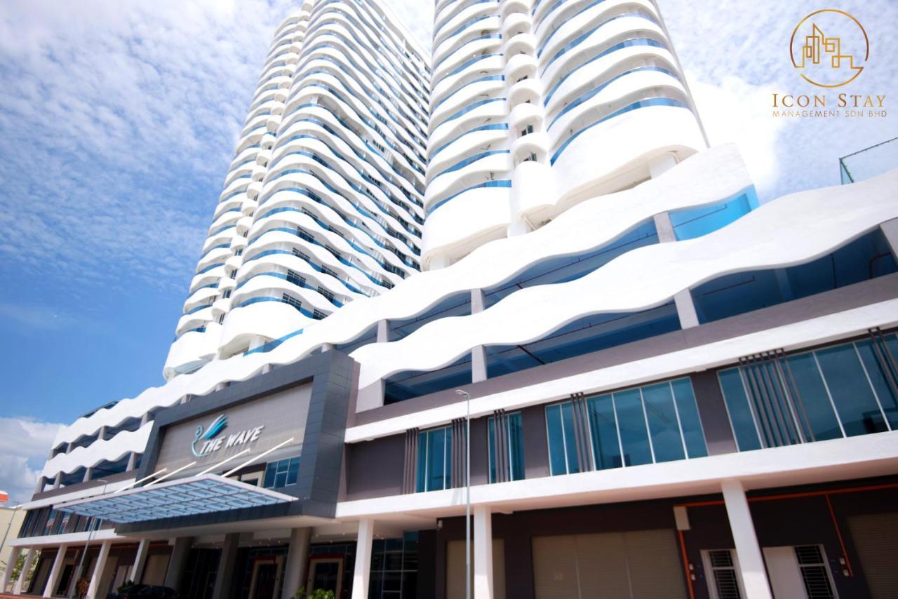 The Wave Residence Melaka Exteriör bild